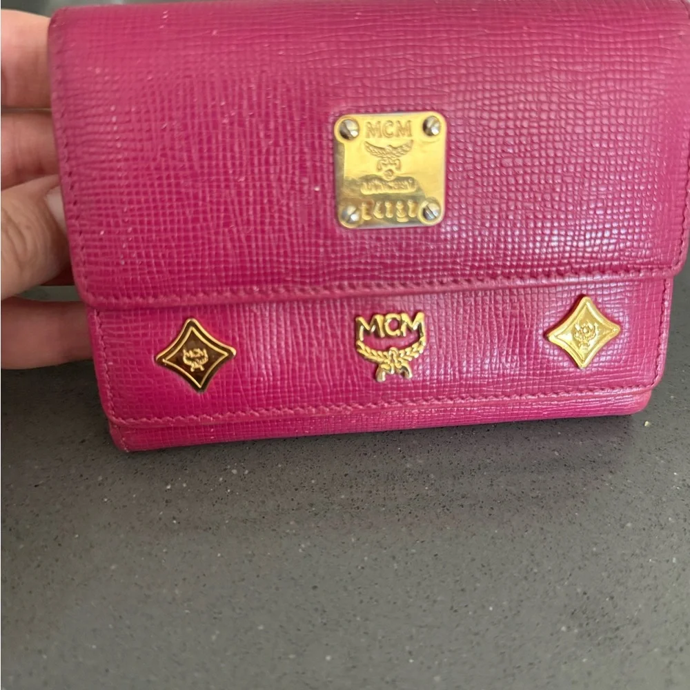 MCM Hot Pink Leather Wallet with Charm. EUC - Picture 4 of 11